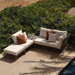 Conjunto Jardim e Varanda 1 Chaise 1 Sofá 1 Puff 1 Mesa Lateral 70cm Refúgio Cabecasa Madeiramadeira Champanhe/Quaker areia