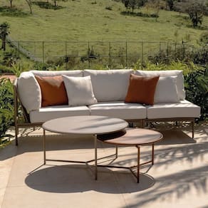 Conjunto Jardim 1 Chaise 1 Sofá 70cm 1 Mesa Baixa 1 Mesa Centro Alta Refúgio Cabecasa Madeiramadeira Champanhe/Quaker areia