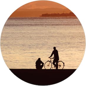 Capa de estepe ciclista por do sol