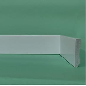 Kit com 20 Barras Rodapé de Poliestireno 5cm x 10mm x 2.25m Liso Slim Metro Linear Casa Grassi 6,75m Branco