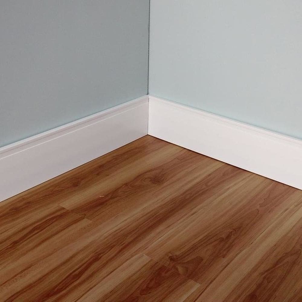 Kit com 10 Barras Rodapé Scandian com Friso 15mmx15cm Metro Linear 7,2m Branco