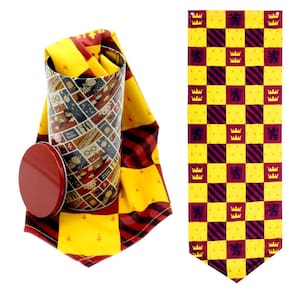 Kit Grifinória Gryffindor Flâmula Bandeirola Decorativa Casa Vermelha Aveludado + Lata Multiuso Oficial Harry Potter WB