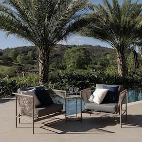 Conjunto Jardim e Varanda 2 Poltronas 1 Mesinha com Alça Refúgio Cabecasa Madeiramadeira Champanhe/Cinza Mesclado
