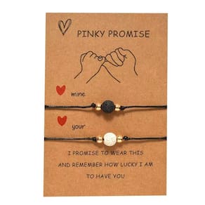 Pulseira Casal Fecho Dourado Pedra Bola Preta Branca R5546