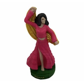 Escultura Cigana Rosa 11 Cm Em Resina