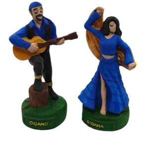 Esculturas Ciganos Casal Azul Escuro Em Resina 11 Cm