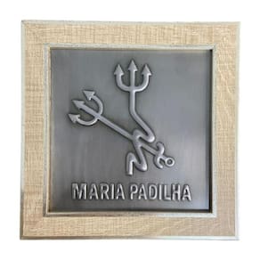 Quadro Maria Padilha Madeira Carvalho E Metal 18 X18 Cm