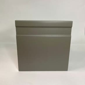 Rodapé de Poliestireno 10cm X 15mm Frisado Color Metro Linear-grc100f - Cine - Barra com 2,40ml - caixa com 2,4 Unidade - Cinza Escuro