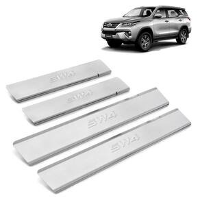 Soleira Inox Cromada Alto Relevo Hilux SW4 2020