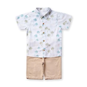 Conjunto de camisa estampada e bermuda sarja Anusk