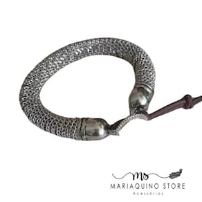 Pulseira Mirra em correntes grume no banho prateado e Metal zamak de alta qualidade com banho de verniz