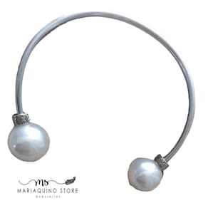 Choker Pérola Dupla G em aro de alumínio de 6 mm, em forma anatômica e Pérola de 25 cm na cor branco off com strass