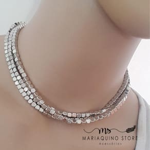 Choker Quadradinhos Tripla ou pulseira de duas voltas metal zamac com banho em verniz de alta proteção