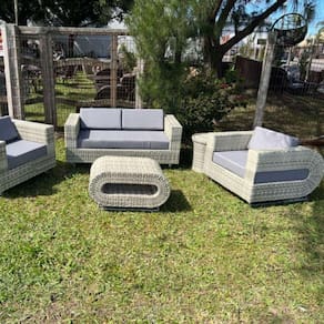 Conjunto De Sofá Quadrado Vazado Em Corda Náutica Taipa 1 Sofá 2l + 2 Poltronas + 1 Mesa Grafite