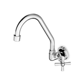Torneira para Cozinha de Parede Bica Móvel com Arejador Cromado