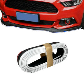 Saia frontal Universal Ajustável Preto e Branco Carro PVC