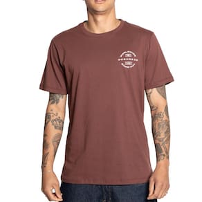 Camiseta DC Shoes Around Here SM25 Masculina Bordo
