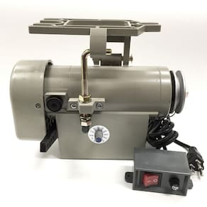 Servo Motor - 400 Watt, 110 Volt, Motor Silencioso Com Chave