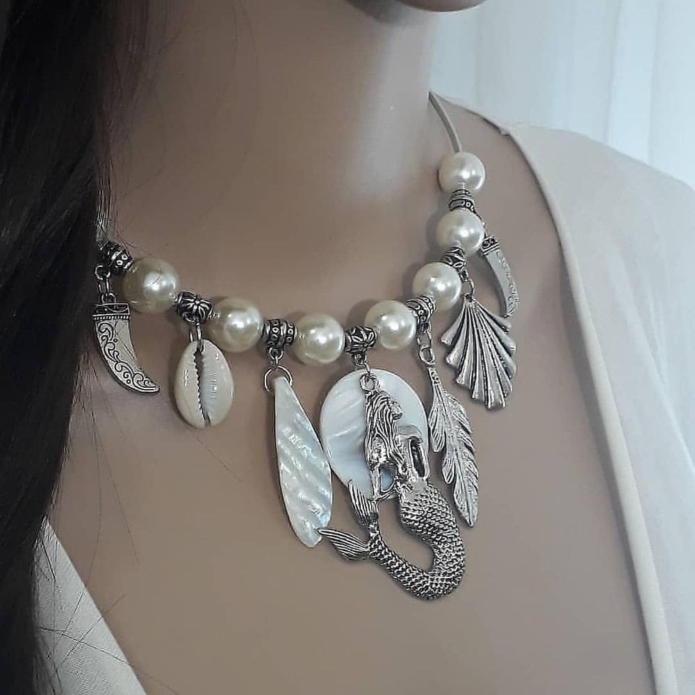 Choker  Mermaid Beach