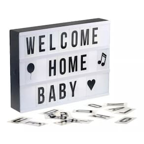 Caixa de Luz com Mensagens Personalizáveis - 16x31x23 cm