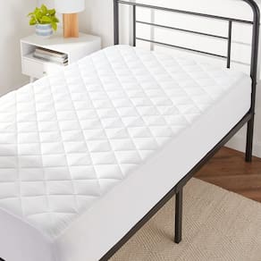 Tapete de colchão Amazon Basics hipoalergênico Twin White