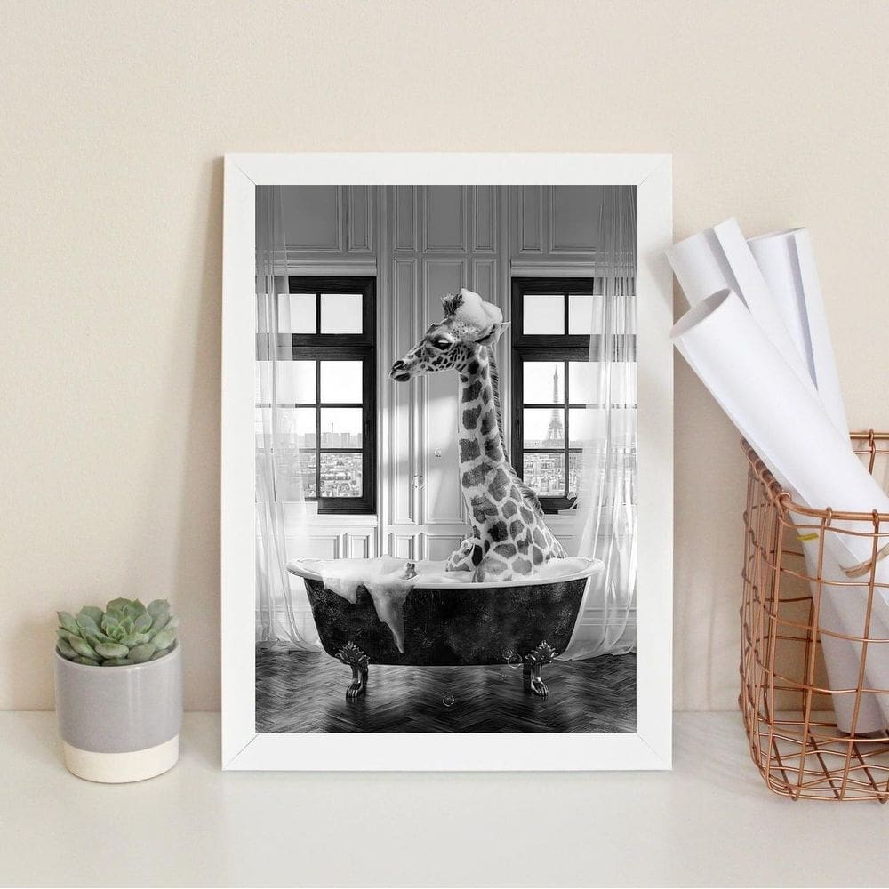 Quadro Banheiro Girafa Tomando Banho 45X34Cm - Com Vidro