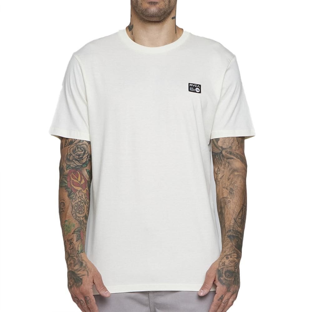 Camiseta RVCA Anp Label SM25 Masculina Off White