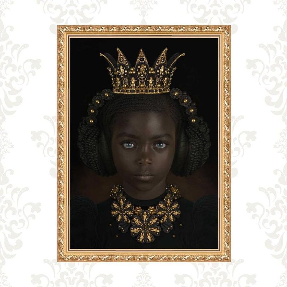 Quadro Moldura Dourada Menina Negra Fone Ouvido 45X34Cm