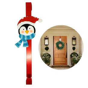 Gancho Suporte Para Guirlanda Encaixe Porta Metal Pinguim Natal 37cm - Master Christmas