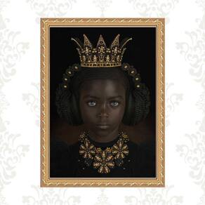 Quadro Moldura Dourada Menina Negra Fone Ouvido 33X24Cm