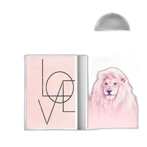 Kit 2 Quadros Leão Rosa Love 33x24cm - Madeira Branca