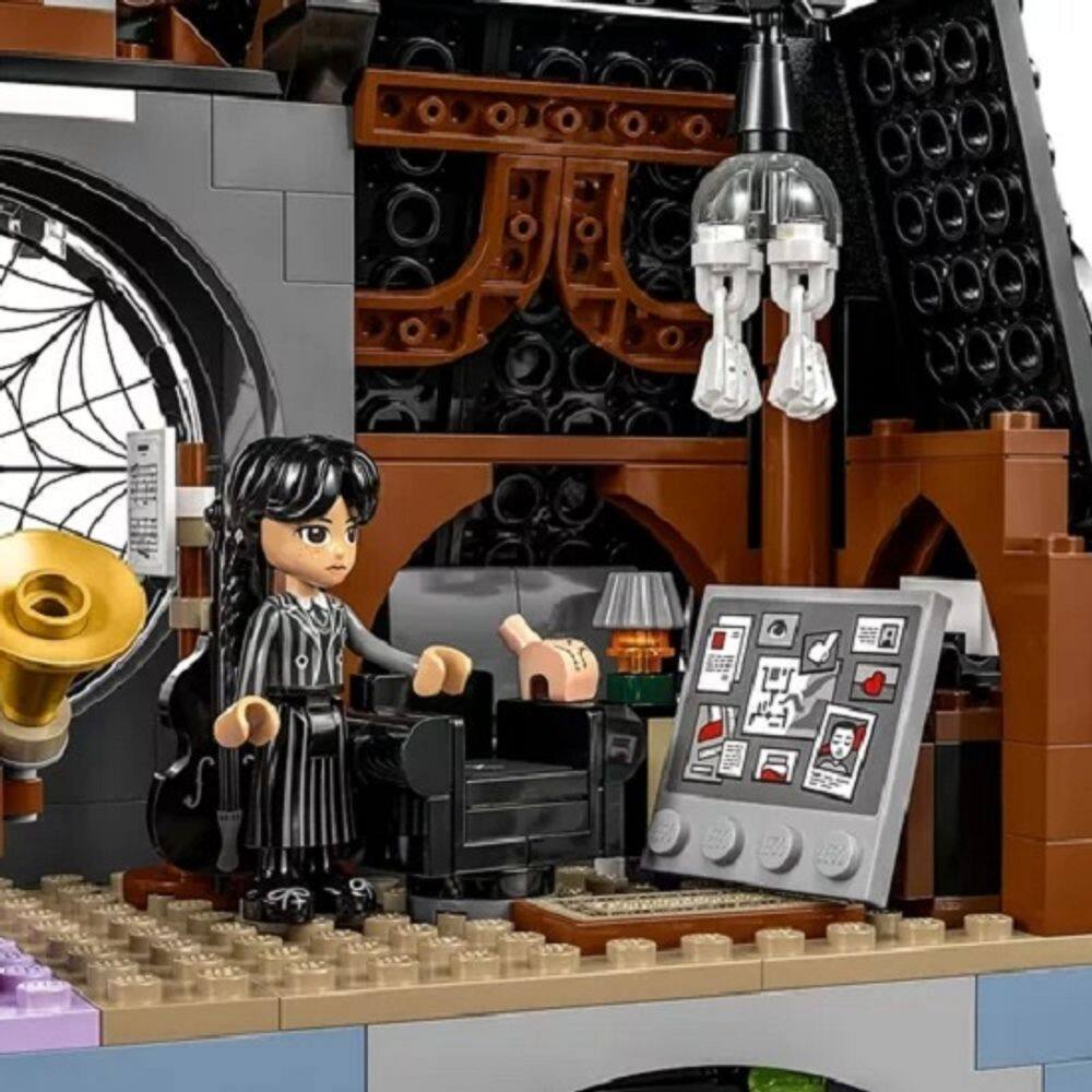 Lego 76781 Wednesday - Wandinha e o dormitório de Enid | Casas Bahia