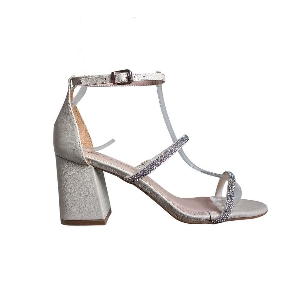 Sandália Feminina em Couro Brilho Strass Salto Alto Grosso