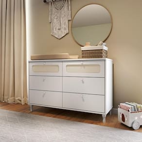 Cômoda 6 Gavetas com Rattan Coleção Fofura Branco Acetinado/Rattan
