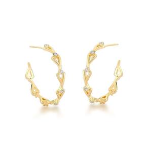 Brinco Argola Elegante Com Ponto De Luz Banhado A Ouro 18k