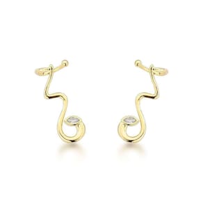 Charme Serpente: Brincos Ondulados Banhados A Ouro 18k Com Zircônia Banhado A Ouro 18k