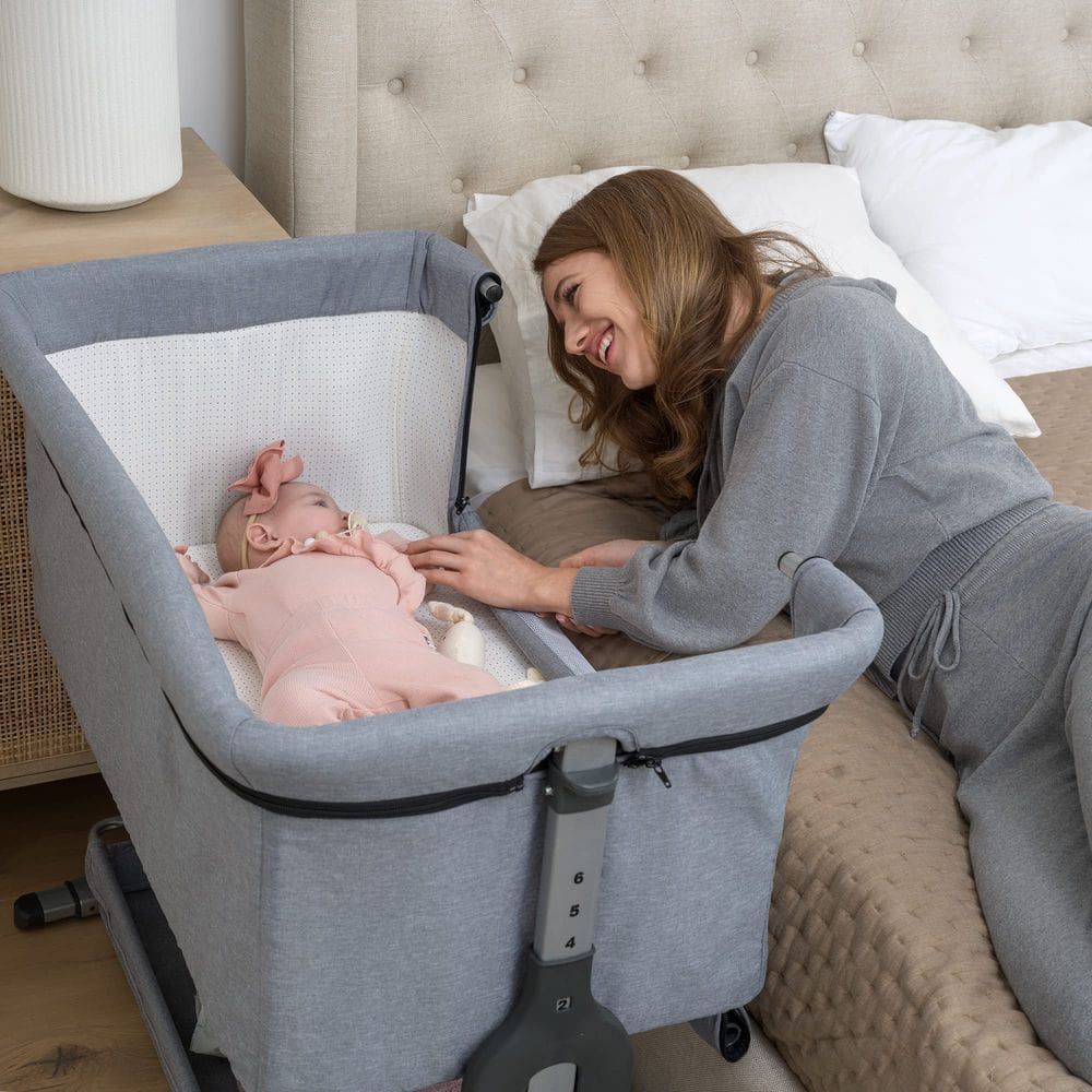 Berço de bebê SereneLife Bedside Sleeper com cesta de armazenamento