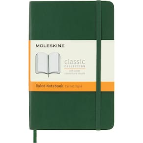Caderno Moleskine Classic com capa macia e bolso verde murta