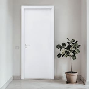 Porta Lisa Uv Batente Regulável 07 Cm a 13 Cm Guarnição 7 Cm 72 X 210 Direito Rodam