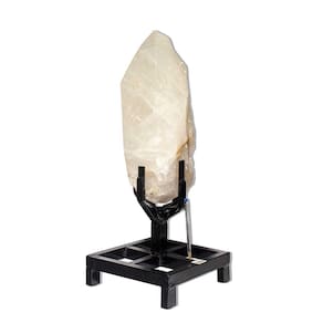 Pedra Quartzo Cristal Ponta Retificada Com Base 16,1Kg 62cm