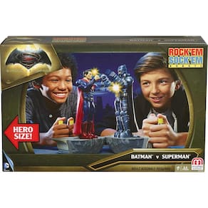 Jogo Mattel Games Batman Vs. Robôs do Superman Rock `Em Sock `Em