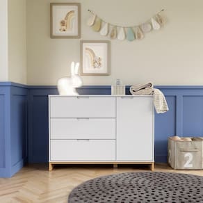 Cômoda Infantil 3 Gavetas e 1 Porta Cubo Branco