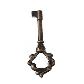 Chave Colonial Em Metal Cor Ouro Velho - Telis Ferragens