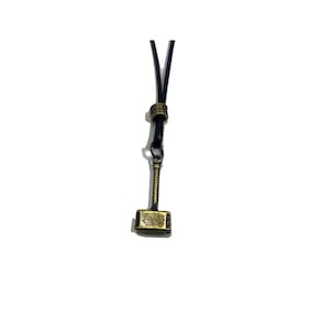 Colar Martelo de Thor Marcel Cordão Regulável Ouro Velho