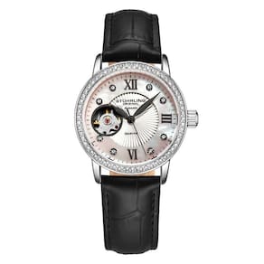 Relgio Automtico Legacy 3952 de 34 mm, Mostrador Prateado, Pulseira de Couro Preto e Fivela Tang em Prata - Stuhrling.
