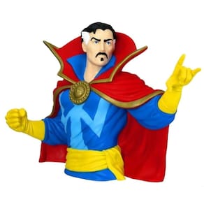 Boneco de ação Bust Bank Marvel Dr. Strange 4 multicolorido