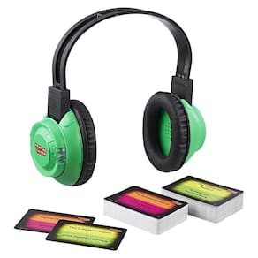 Jogo de tabuleiro Hasbro Hearing Things com fones de ouvido eletrônicos
