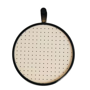 Pegboard Alca Curta Preto Couro Preto- Fundo Branco 40 Cm