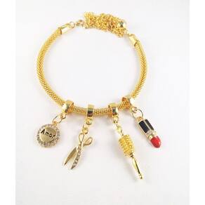 Pulseira Berloques Cabeleireira Batom Escova Folheado 18k