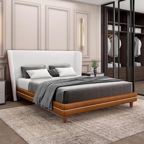 Conjunto Cama Com Cabeceira King Torres Pés Em Madeira Pu/bouclê Caramelo/off White G91 - Gran Belo